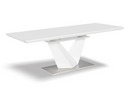 Manhattan extendable dining table